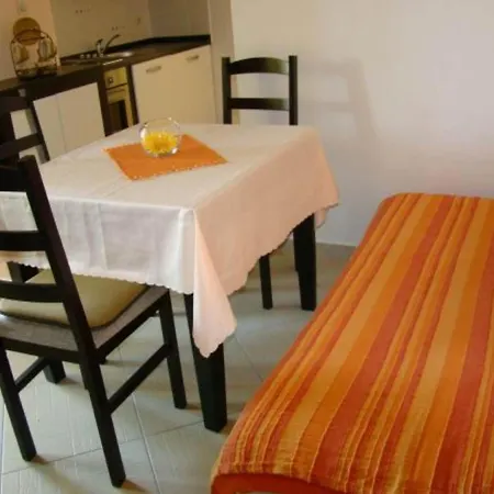 One Bedroom A1 *