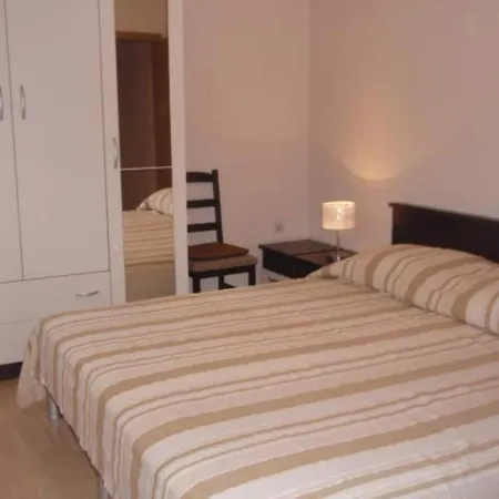 아파트 One Bedroom A1 *